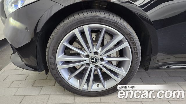 Mercedes-Benz CLS-Class C257 CLS400d 4MATIC - фото 4