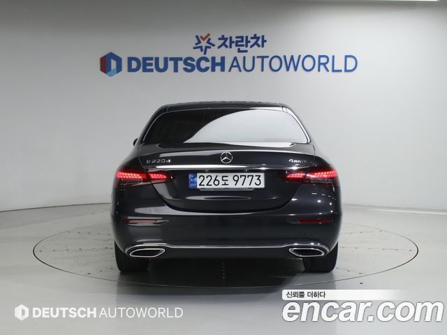 Mercedes-Benz E-Class W213 E220d 4MATIC Exclusive - фото 3
