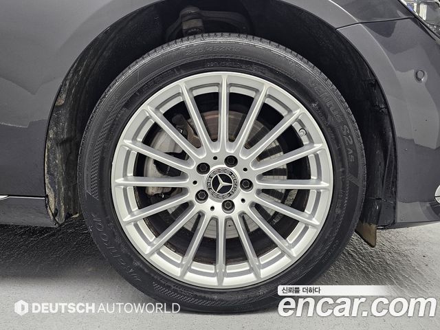 Mercedes-Benz E-Class W213 E220d 4MATIC Exclusive - фото 4
