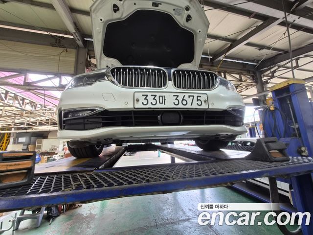 BMW 5-Series G30 520d xDrive Luxury Plus - фото 0
