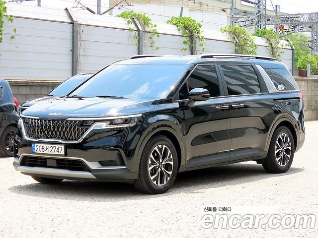 Kia Carnival 4-го поколения 9-Seater Prestige - фото 1