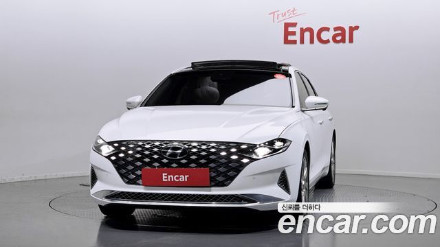 Hyundai Grandeur Новый IG, гибрид Calligraphy - фото 2