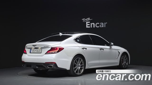 Genesis G70 2.0T AWD Sport Package - фото 1