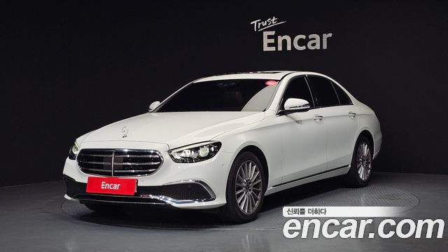 Mercedes-Benz E-Class W213 E250 Exclusive - фото 0