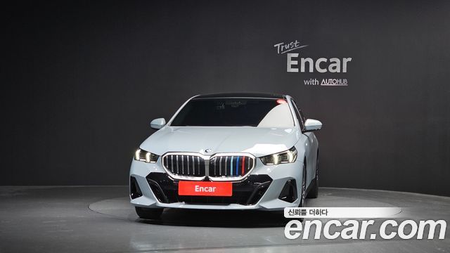 BMW 5-Series G60 520i M Sport - фото 2
