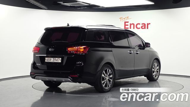 Kia Carnival Новый 9-Seater Prstige - фото 1