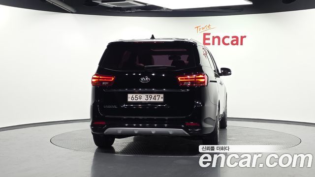 Kia Carnival Новый 9-Seater Prstige - фото 3