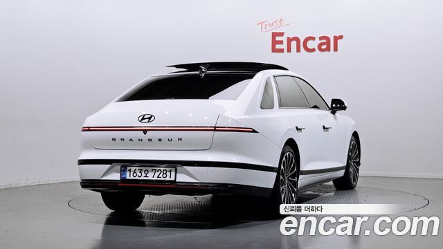 Hyundai Grandeur GN7, гибрид Calligraphy - фото 1