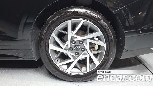 Hyundai Grandeur GN7, гибрид Premium - фото 4