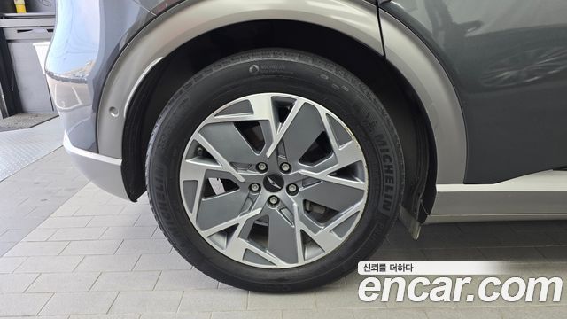 Genesis GV60 Standard - фото 4