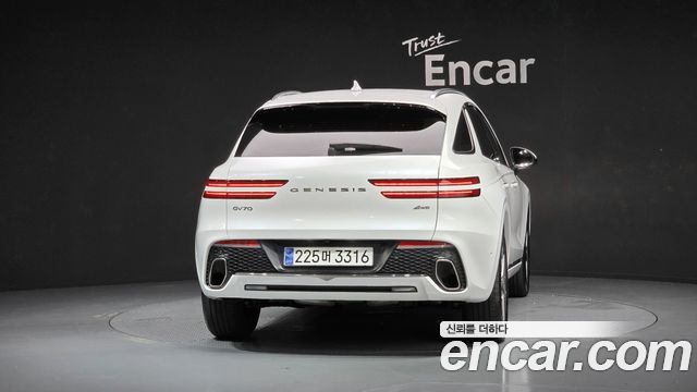 Genesis GV70 2.5T Gasoline AWD - фото 3
