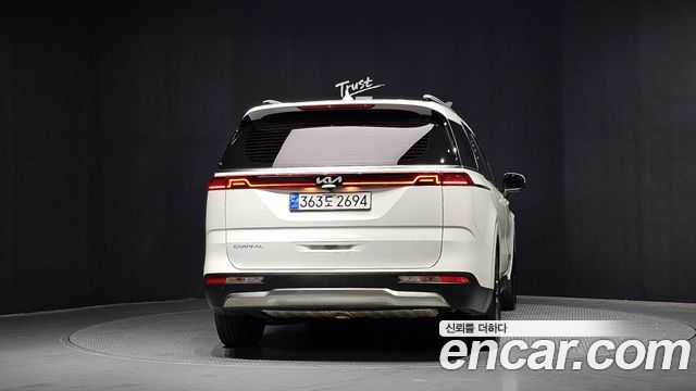 Kia Carnival 4-го поколения 9-Seater Noblesse - фото 3