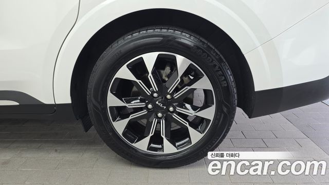 Kia Carnival 4-го поколения 9-Seater Noblesse - фото 4