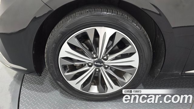 Kia K8 гибрид Noblesse Lite - фото 4