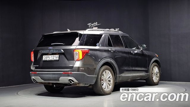 Ford Explorer 6-го поколения 2.3 LimIted 4WD - фото 1