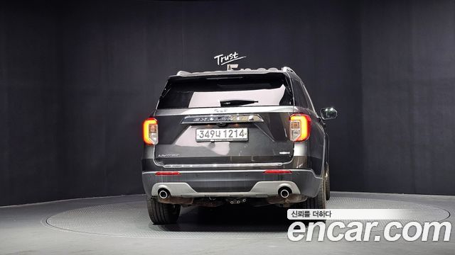 Ford Explorer 6-го поколения 2.3 LimIted 4WD - фото 3