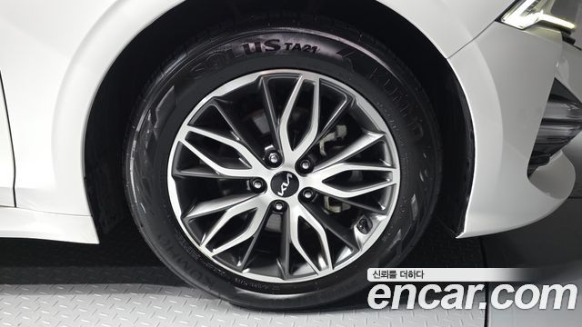 Kia K5 3-го поколения 2.0 LPI(Renter car) Trandy - фото 4