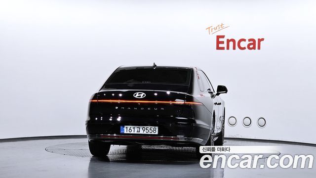 Hyundai Grandeur GN7 2,5 Gasoline 2WD Calligraphy - фото 3