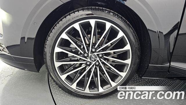 Hyundai Grandeur GN7 2,5 Gasoline 2WD Calligraphy - фото 4