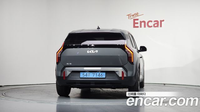 Kia EV3 Standard 2WD Air - фото 3