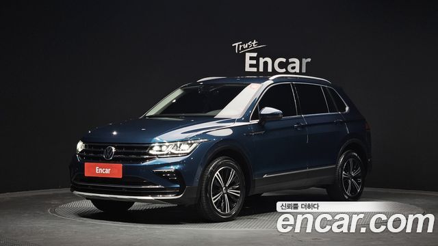 Volkswagen Tiguan 2-го поколения 2.0 TDI 4-Motion Premium - фото 0