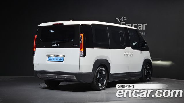 Kia PV5 Passenger 5 Seater Plus - фото 1