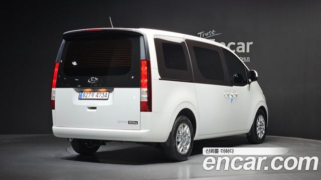 Hyundai Staria Cargo 3-Seater Modern - фото 1