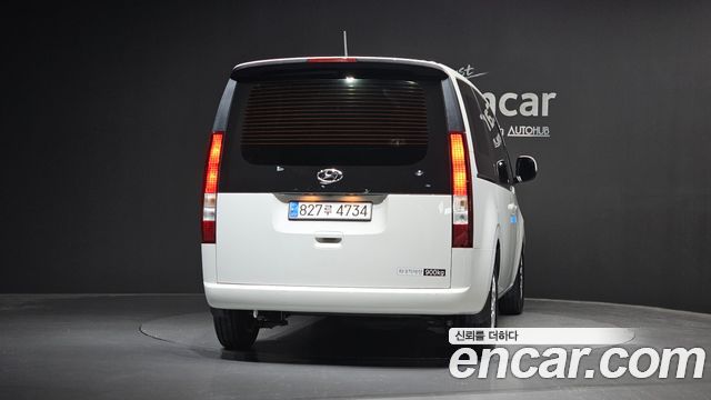 Hyundai Staria Cargo 3-Seater Modern - фото 3