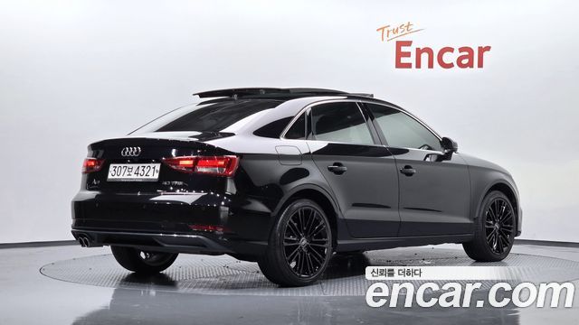 Audi A3 40 TFSI 8V - фото 0
