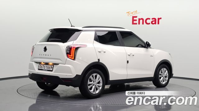 SsangYong Tivoli Gasoline 1.5 2WD V3 - фото 0