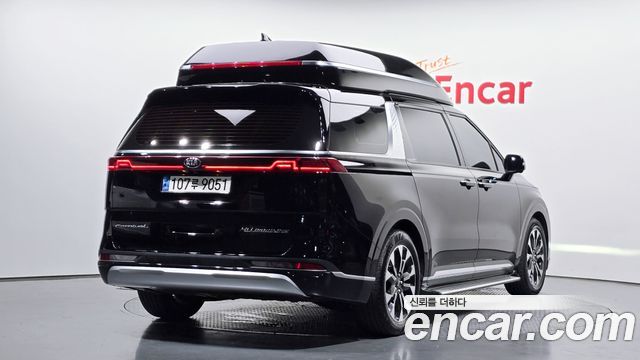 Kia Carnival 4-го поколения Gasoline 9-Seater Hi-Limousine Signature - фото 1