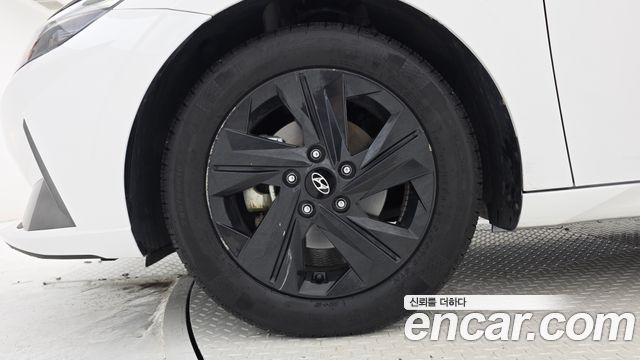 Hyundai Avante CN7, гибрид Smart - фото 4