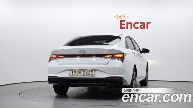 Hyundai Avante CN7, гибрид Smart - фото 3