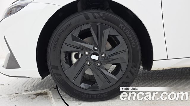Hyundai Avante CN7, гибрид Smart - фото 4