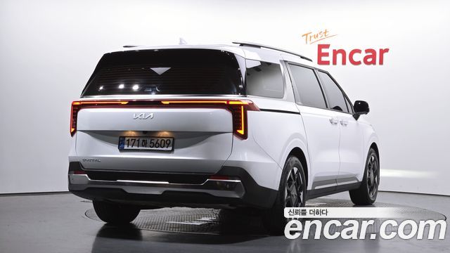 Kia Carnival Новый 4-го поколения 9-Seater Signature - фото 1