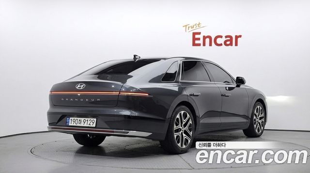 Hyundai Grandeur GN7 2,5 Gasoline 2WD Exclusive - фото 1