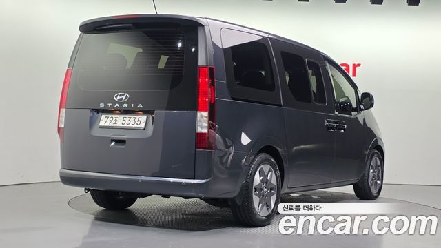 Hyundai Staria Tourer 11-Seater Modern - фото 1