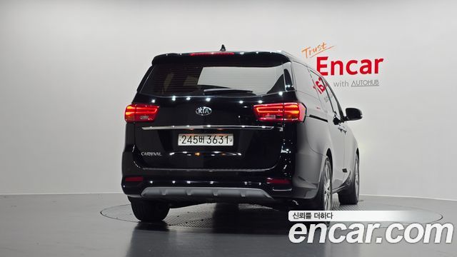 Kia Carnival Новый 9-Seater Prstige - фото 3