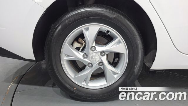 Hyundai Avante CN7 1.6 Modern - фото 4
