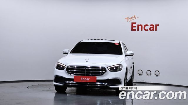 Mercedes-Benz E-Class W213 E350 4MATIC Exclusive - фото 2