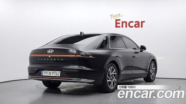 Hyundai Grandeur GN7 2,5 Gasoline 2WD Exclusive - фото 1