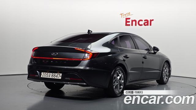 Hyundai Sonata DN8 2.0 Premium Family - фото 1