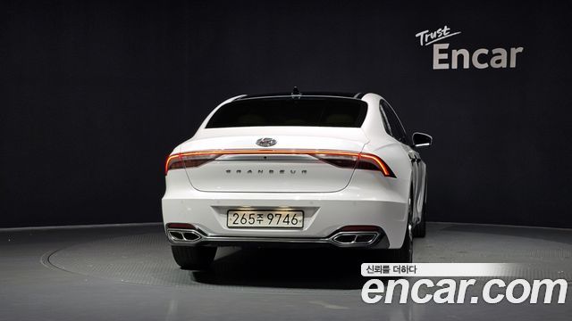 Hyundai Grandeur Новый IG 2.5 Calligraphy - фото 3