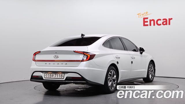 Hyundai Sonata DN8 2.0 Premium - фото 1