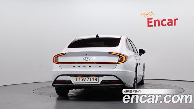 Hyundai Sonata DN8 2.0 Premium - фото 3