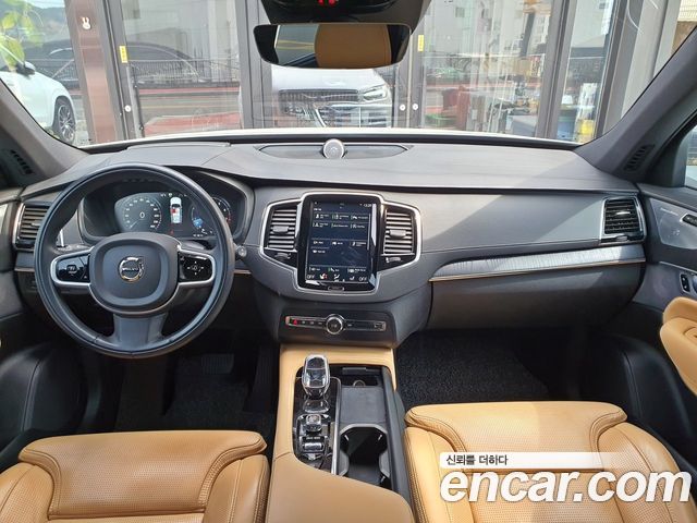Volvo XC90 2-го поколения B6 Inscription - фото 4