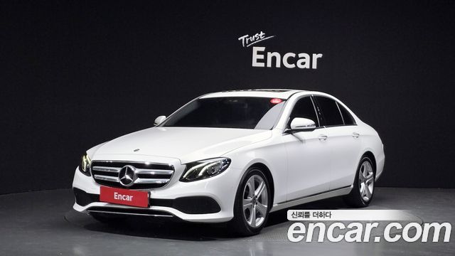Mercedes-Benz E-Class W213 E200 Avantgarde - фото 0