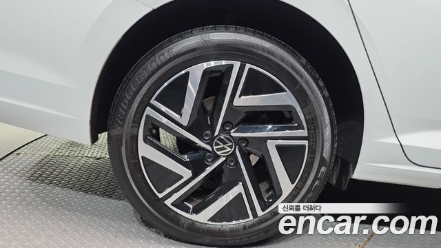 Volkswagen Jetta 7-го поколения 1.5 TSI Prestige - фото 4