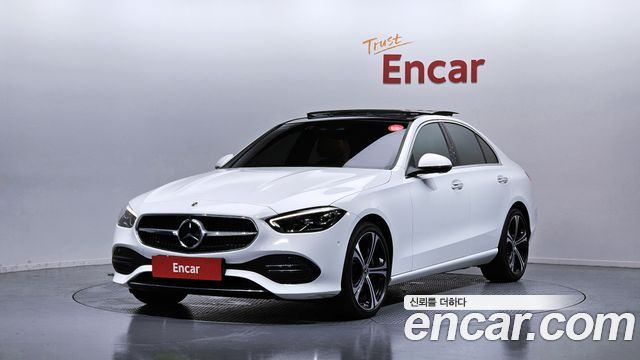 Mercedes-Benz C-Class W206 C300 4MATIC Avantgarde - фото 0