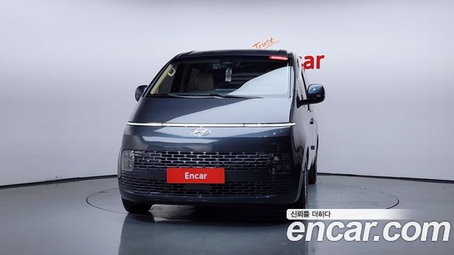 Hyundai Staria Cargo 5-Seater Modern - фото 1